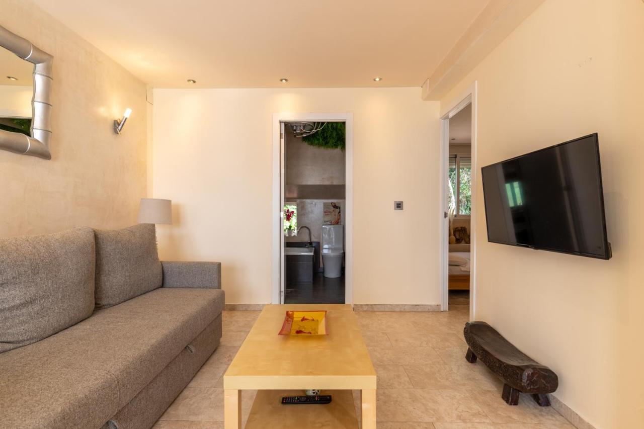 Seabreeze Carihuela Apartment Torremolinos Exterior photo
